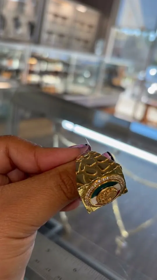 D&I Jewelers Facebook video 15 preview