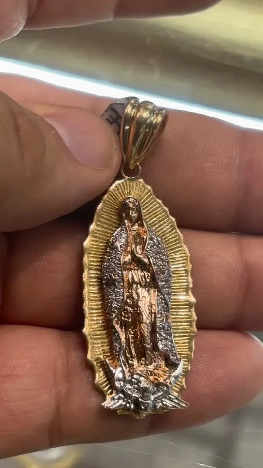 D&I Jewelers Facebook video 30 preview