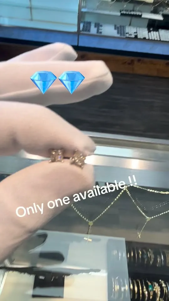 D&I Jewelers Facebook video 11 preview