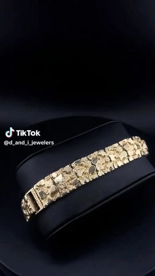 D&I Jewelers Facebook video 19 preview